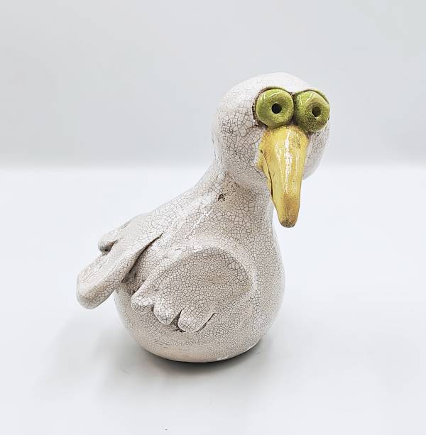 - a Ceramic by Heather Hunt, measuring 20 x 20 cm (H x W) £75